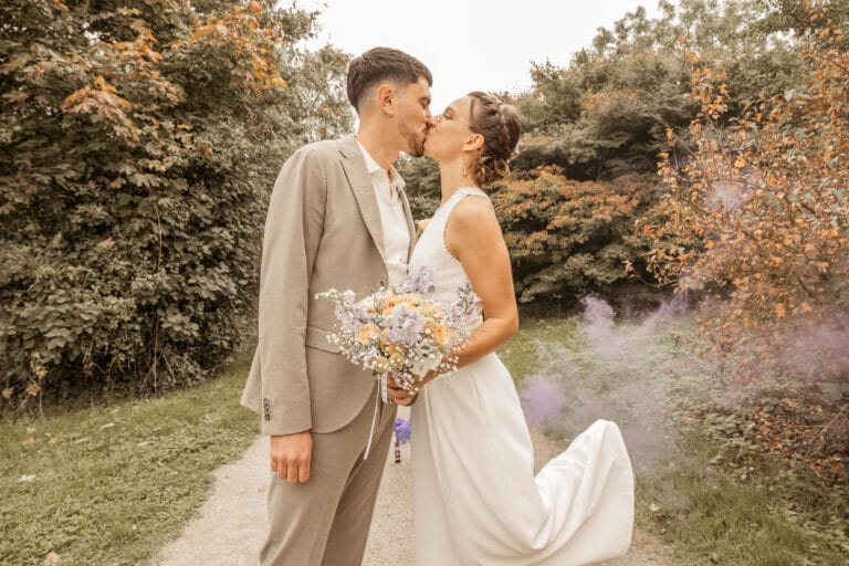 photographe mariage civil amoureux jeunes mariés